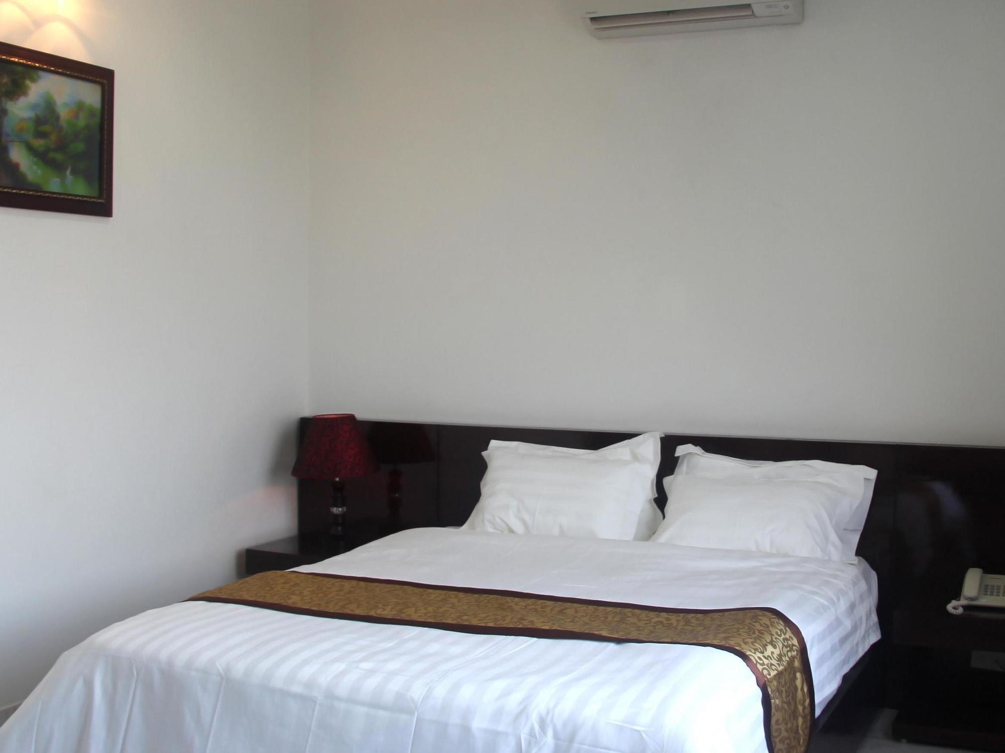 Royal Anan Hotel Ninh Binh Exterior photo